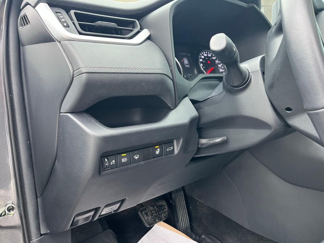 2021 Toyota RAV4 XLE AWD Photo