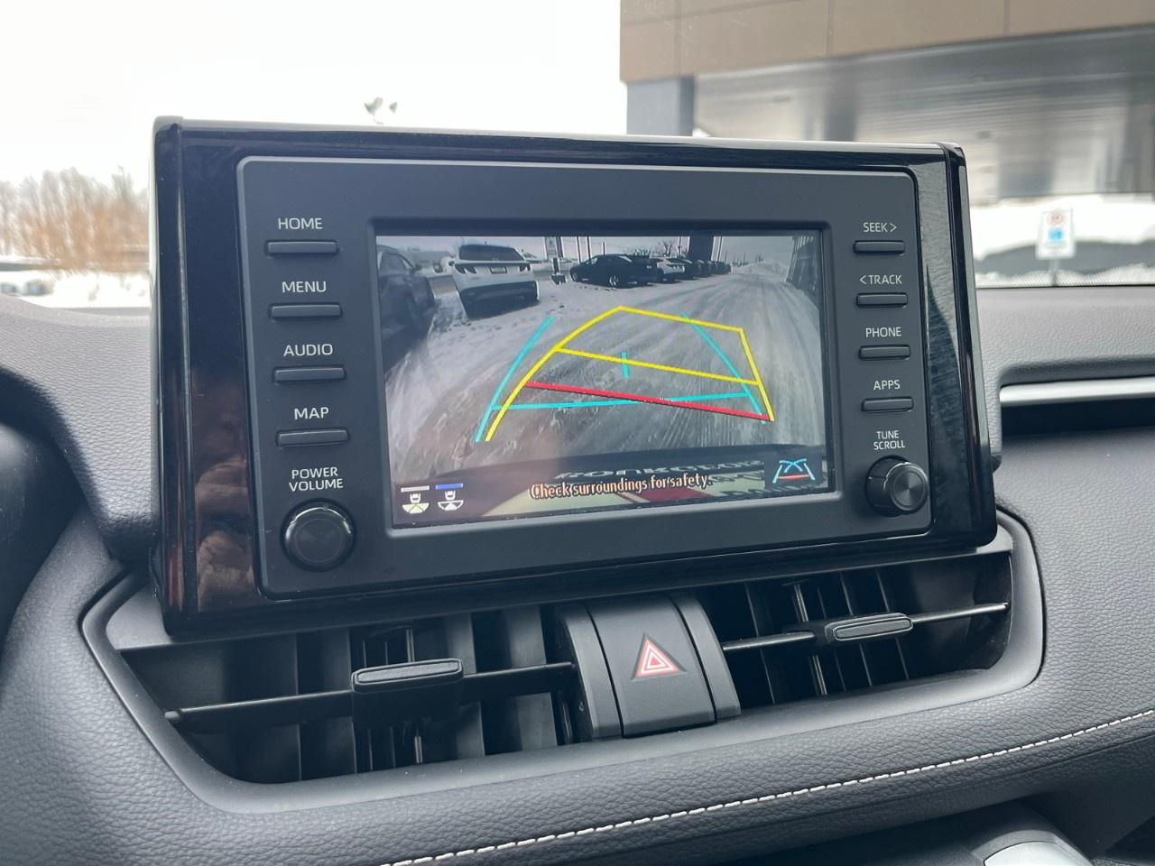 2021 Toyota RAV4 XLE AWD Photo