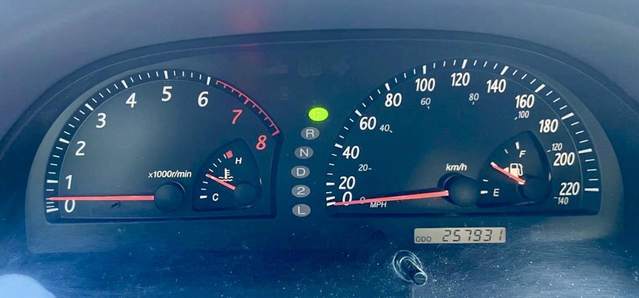 2002 Toyota Camry LE Photo11