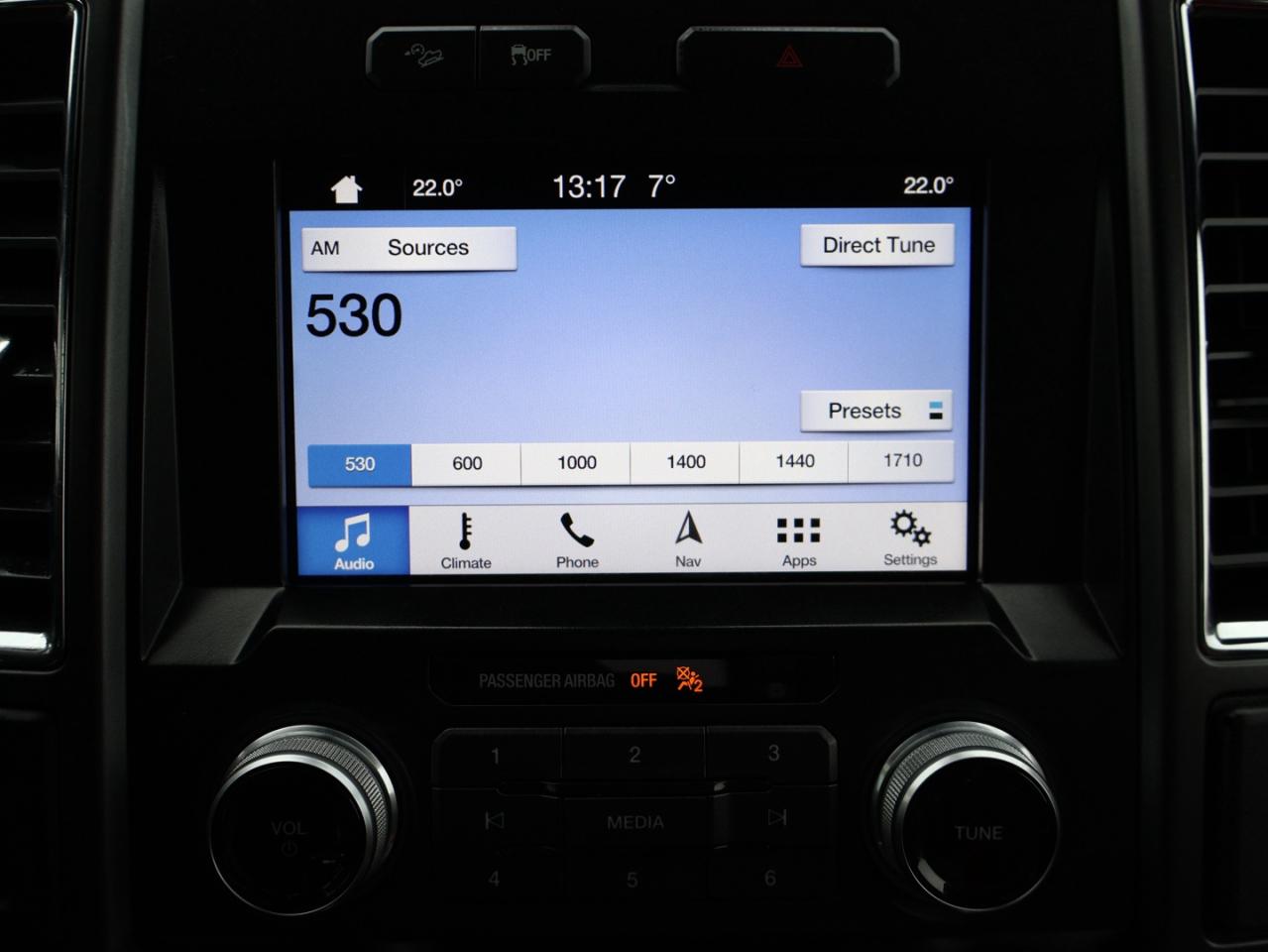 2016 Ford F-150 LARIAT FX-4 PKG 4WD CERTIFIED *1 OWNER*ACCIDENT FREE* CAMERA NAV BLUETOOTH LEATHER HEATED SEATS CRUISE ALLOYS Photo