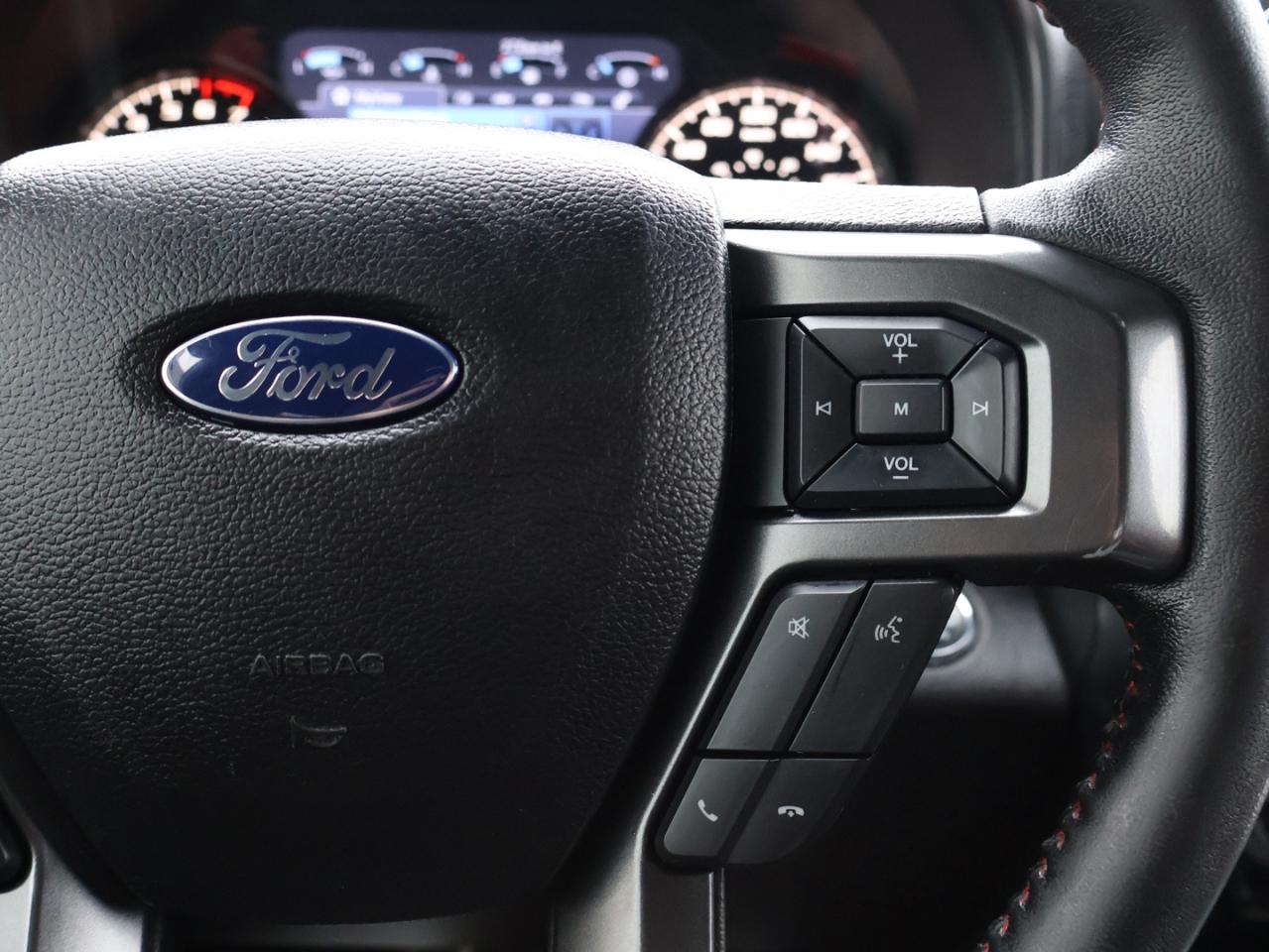 2016 Ford F-150 LARIAT FX-4 PKG 4WD CERTIFIED *1 OWNER*ACCIDENT FREE* CAMERA NAV BLUETOOTH LEATHER HEATED SEATS CRUISE ALLOYS Photo