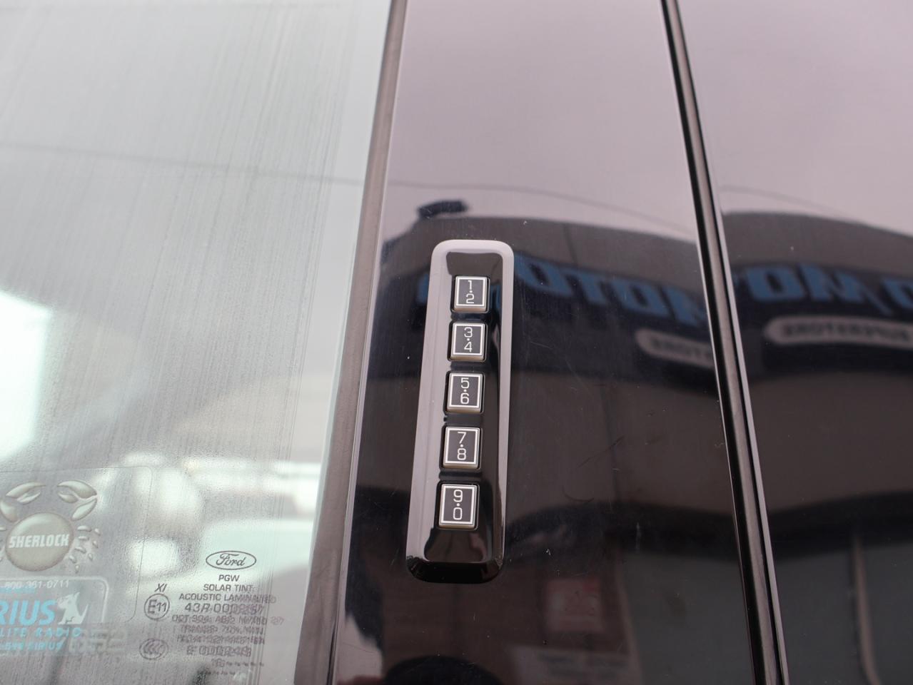 2016 Ford F-150 LARIAT FX-4 PKG 4WD CERTIFIED *1 OWNER*ACCIDENT FREE* CAMERA NAV BLUETOOTH LEATHER HEATED SEATS CRUISE ALLOYS Photo