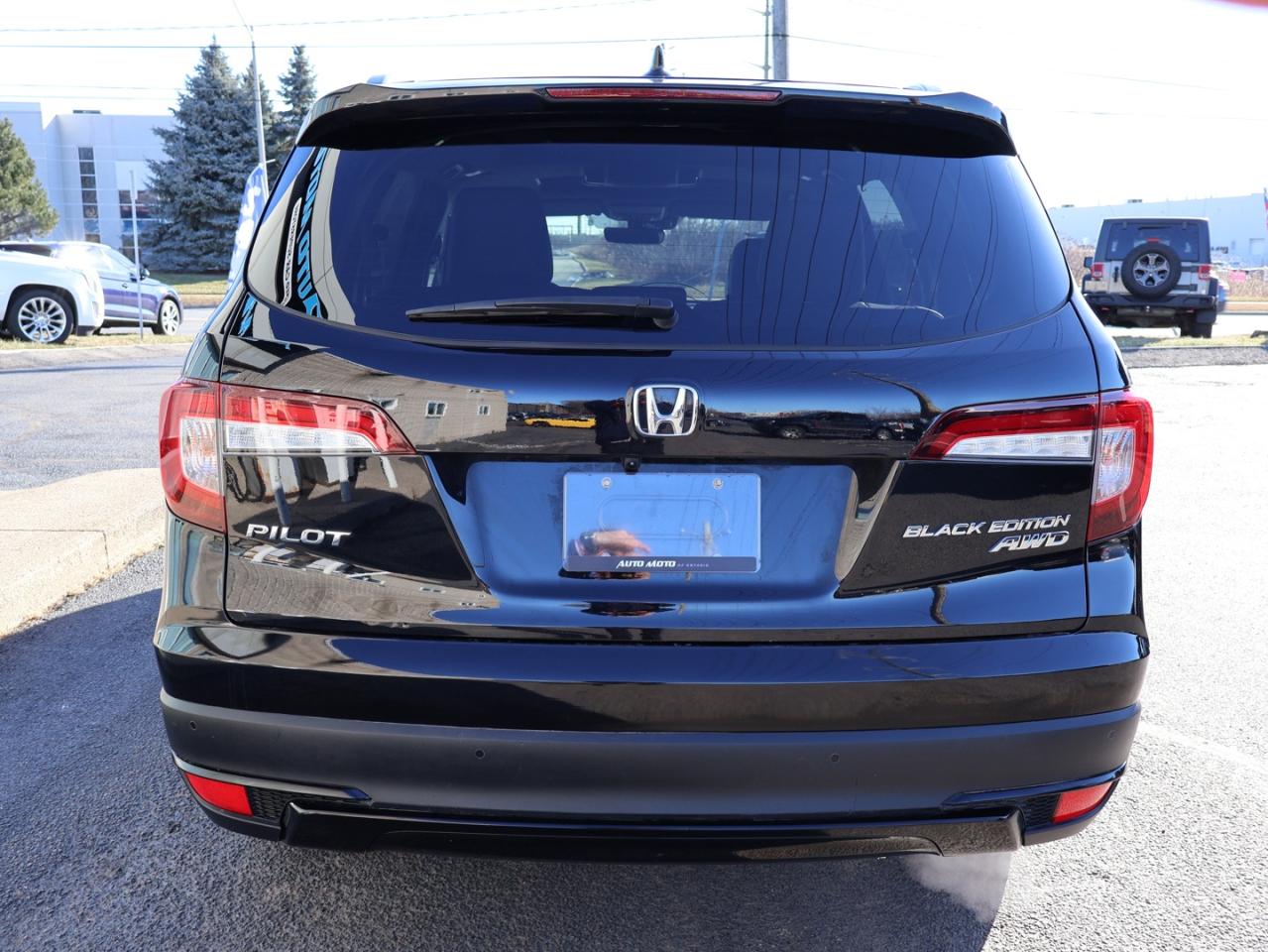2022 Honda Pilot BLACK EDITION 4WD *ACCIDENT FREE*HONDA MAINTAIN* CAMERA NAV BLUETOOTH LEATHER HEATED SEATS SUNROOF CRUISE ALLOYS Photo