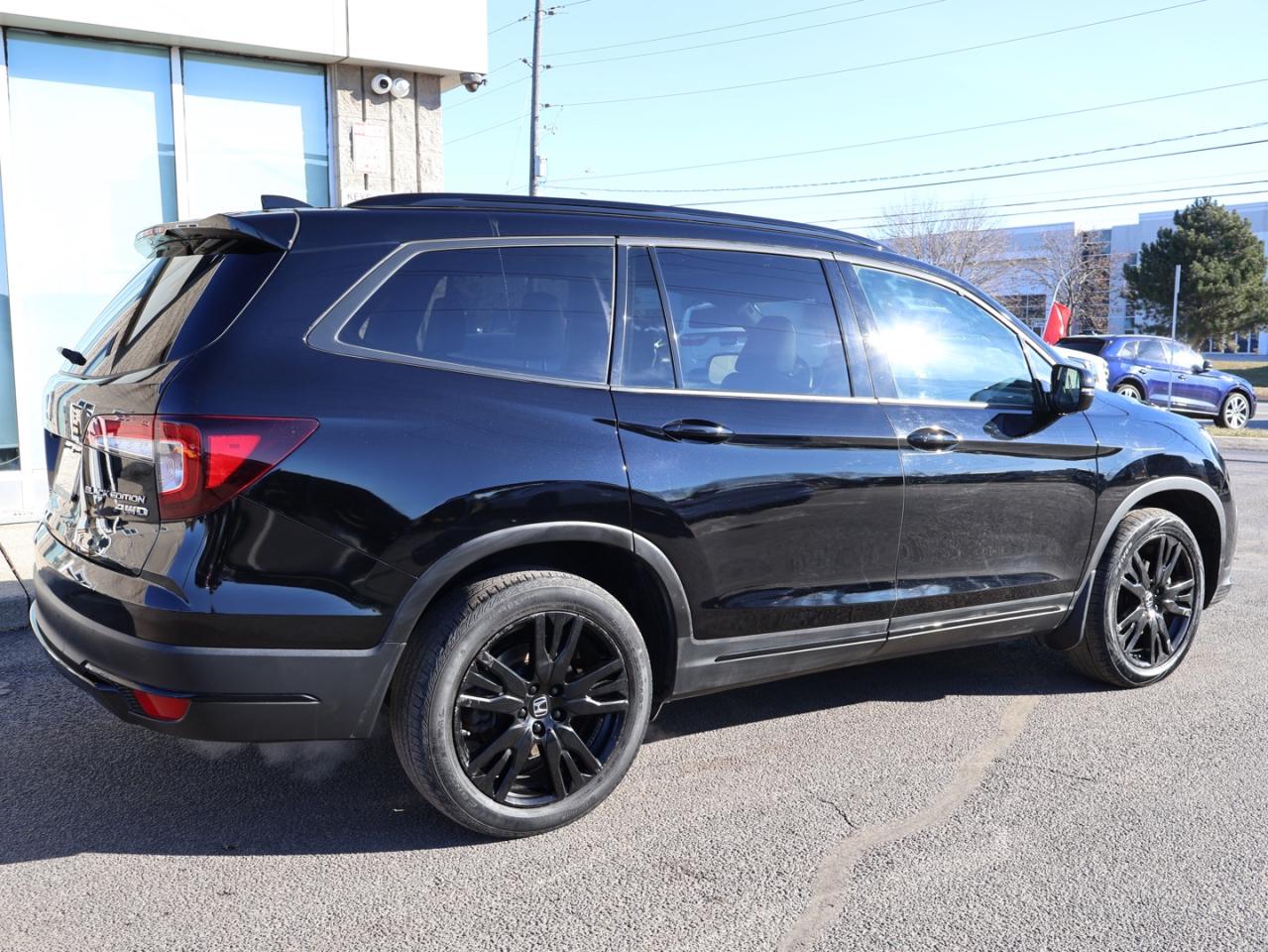 2022 Honda Pilot BLACK EDITION 4WD *ACCIDENT FREE*HONDA MAINTAIN* CAMERA NAV BLUETOOTH LEATHER HEATED SEATS SUNROOF CRUISE ALLOYS Photo