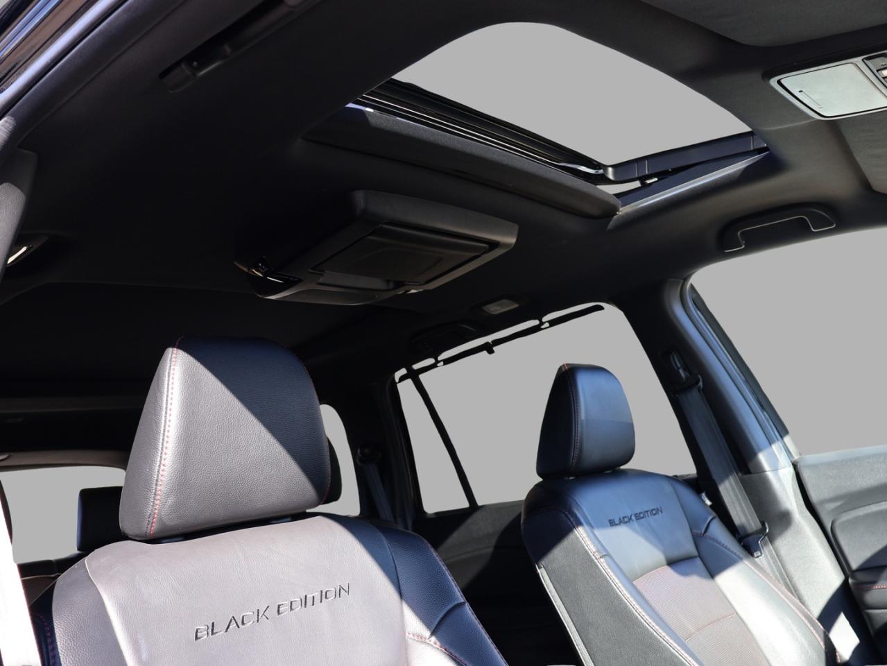 2022 Honda Pilot BLACK EDITION 4WD *ACCIDENT FREE*HONDA MAINTAIN* CAMERA NAV BLUETOOTH LEATHER HEATED SEATS SUNROOF CRUISE ALLOYS Photo