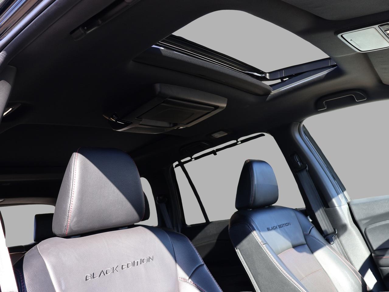 2022 Honda Pilot BLACK EDITION 4WD *ACCIDENT FREE*HONDA MAINTAIN* CAMERA NAV BLUETOOTH LEATHER HEATED SEATS SUNROOF CRUISE ALLOYS Photo