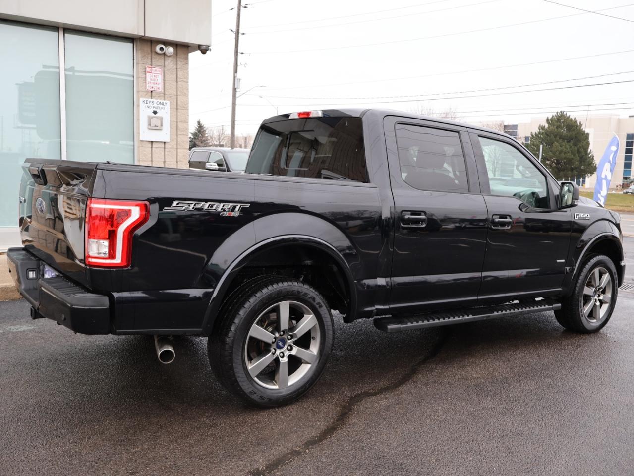 2017 Ford F-150 V6 SPORT 4WD CERTIFIED CAMERA NAV BLUETOOTH HEATED SEATS CRUISE ALLOYS Photo
