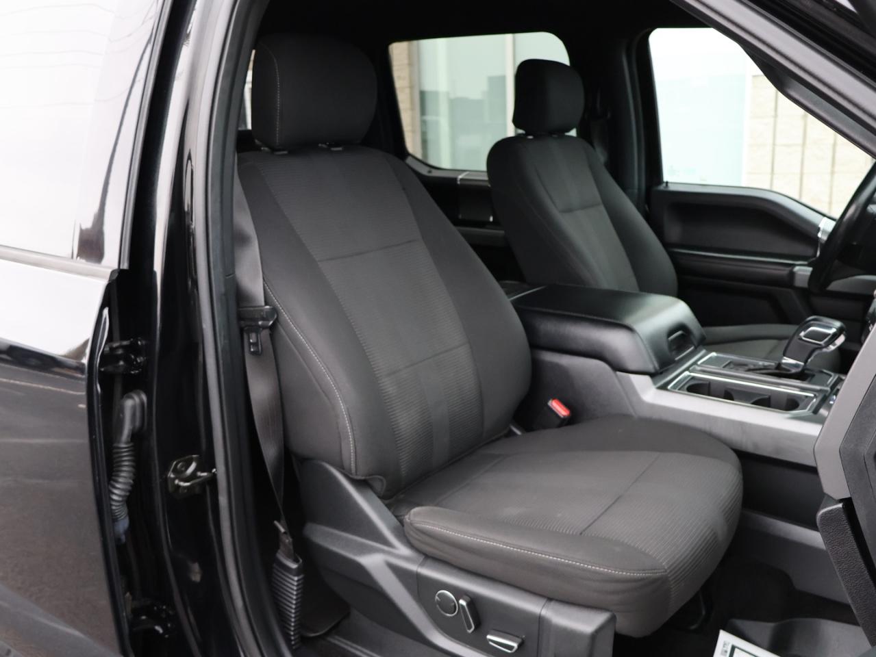 2017 Ford F-150 V6 SPORT 4WD CERTIFIED CAMERA NAV BLUETOOTH HEATED SEATS CRUISE ALLOYS Photo