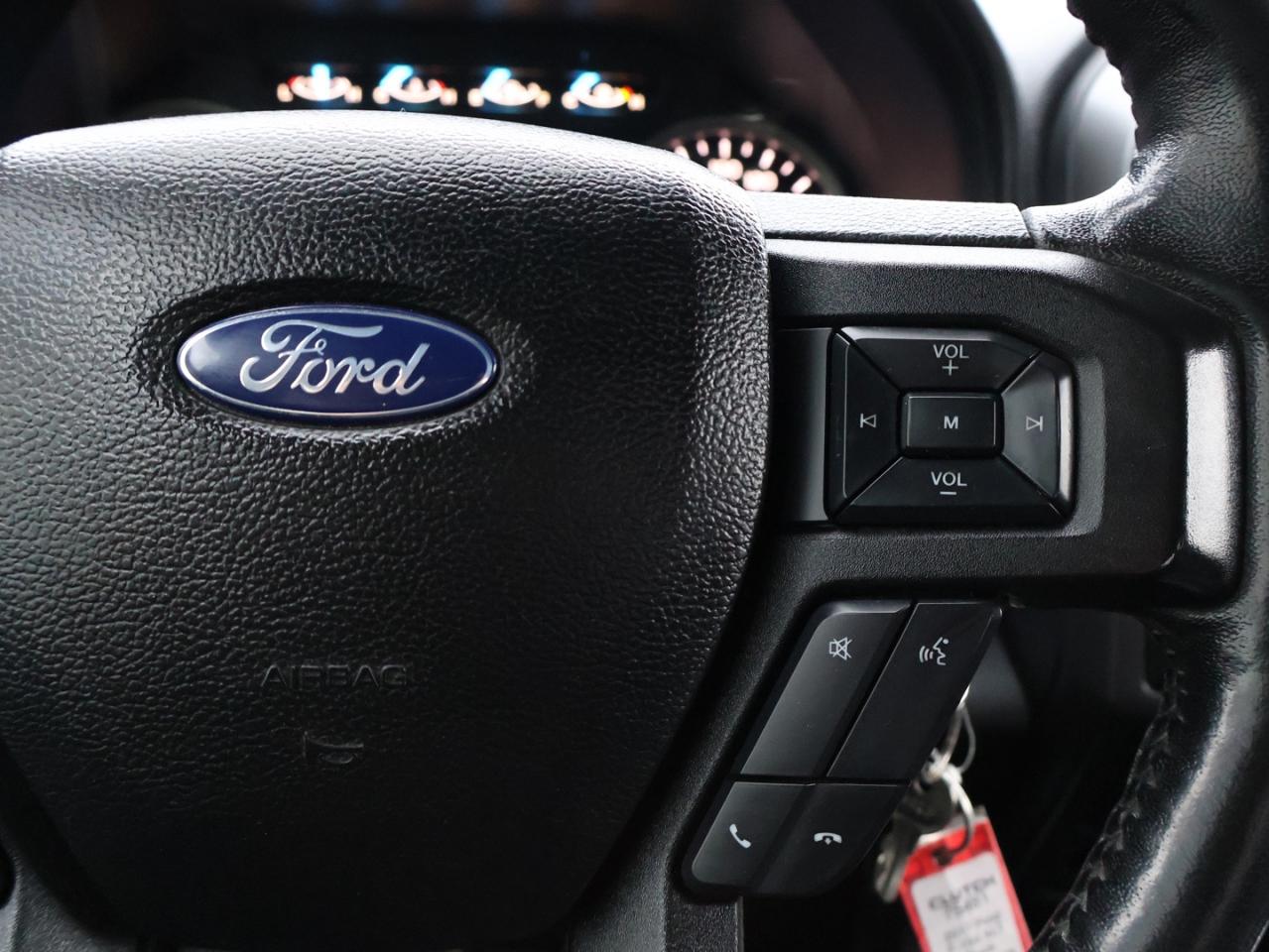 2017 Ford F-150 V6 SPORT 4WD CERTIFIED CAMERA NAV BLUETOOTH HEATED SEATS CRUISE ALLOYS Photo