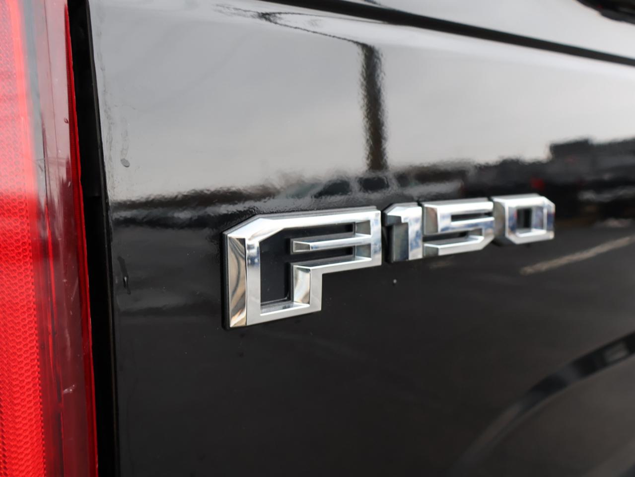 2017 Ford F-150 V6 SPORT 4WD CERTIFIED CAMERA NAV BLUETOOTH HEATED SEATS CRUISE ALLOYS Photo