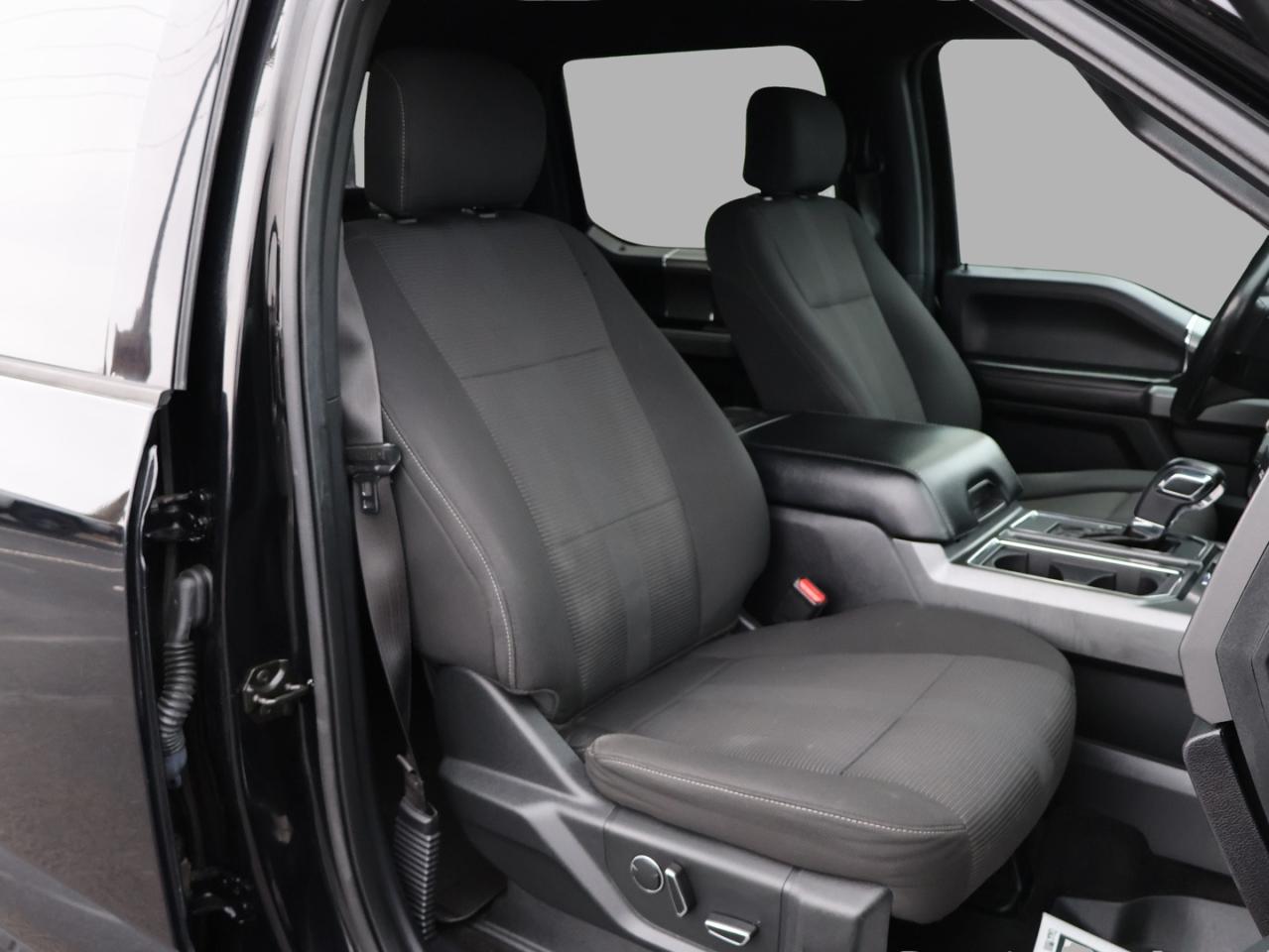 2017 Ford F-150 SPORT 4WD CERTIFIED CAMERA NAV BLUETOOTH HEATED SEATS CRUISE ALLOYS Photo