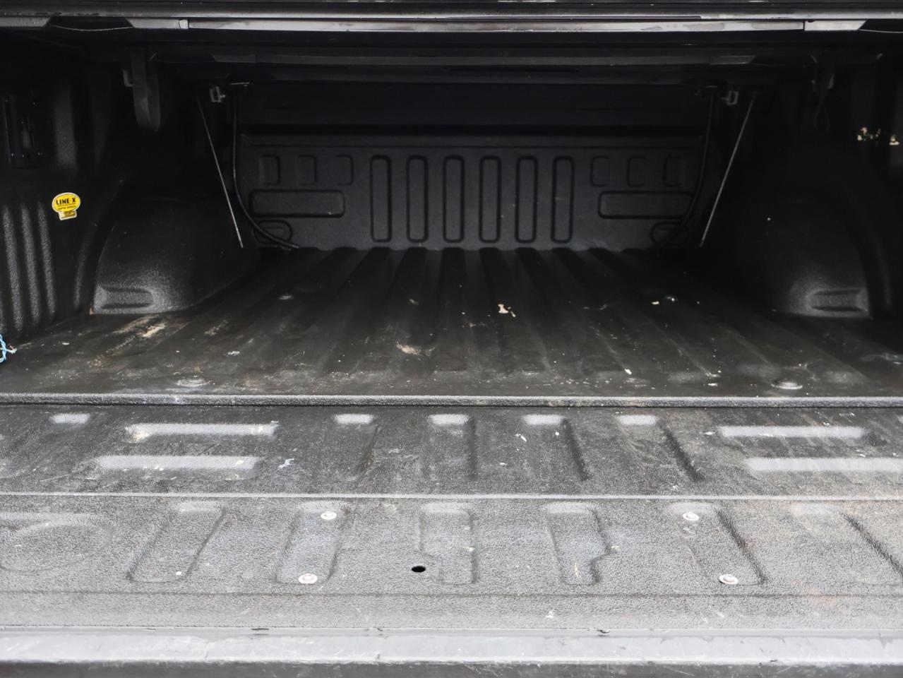 2017 Ford F-150 SPORT 4WD CERTIFIED CAMERA NAV BLUETOOTH HEATED SEATS CRUISE ALLOYS Photo