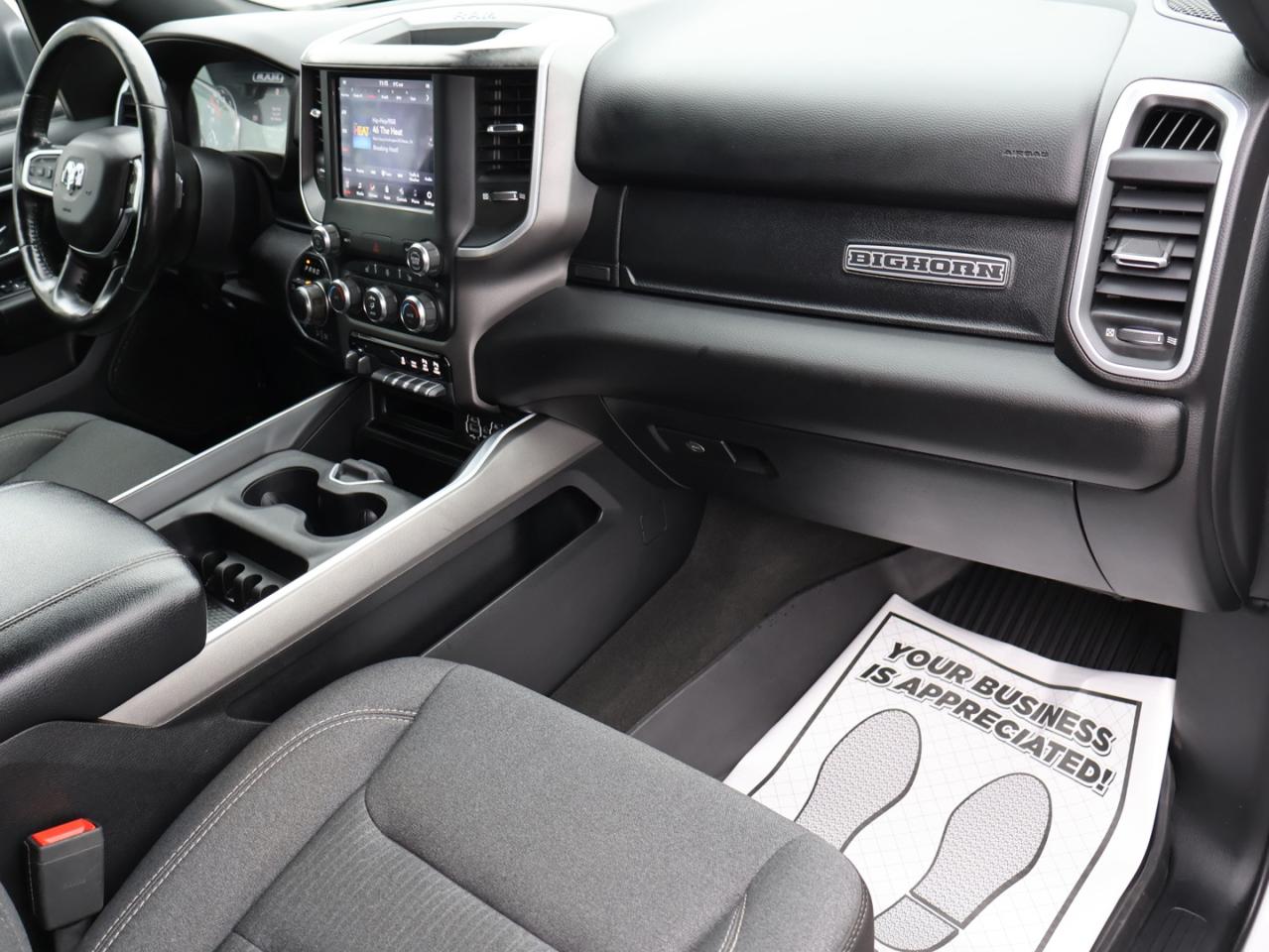 2020 RAM 1500 BIG HORN 4WD CERTIFIED CAMERA BLUETOOTH HEATED SEATS CRUISE ALLOYS Photo