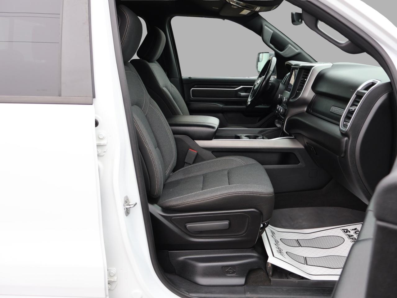 2020 RAM 1500 BIG HORN 4WD CERTIFIED CAMERA BLUETOOTH HEATED SEATS CRUISE ALLOYS Photo