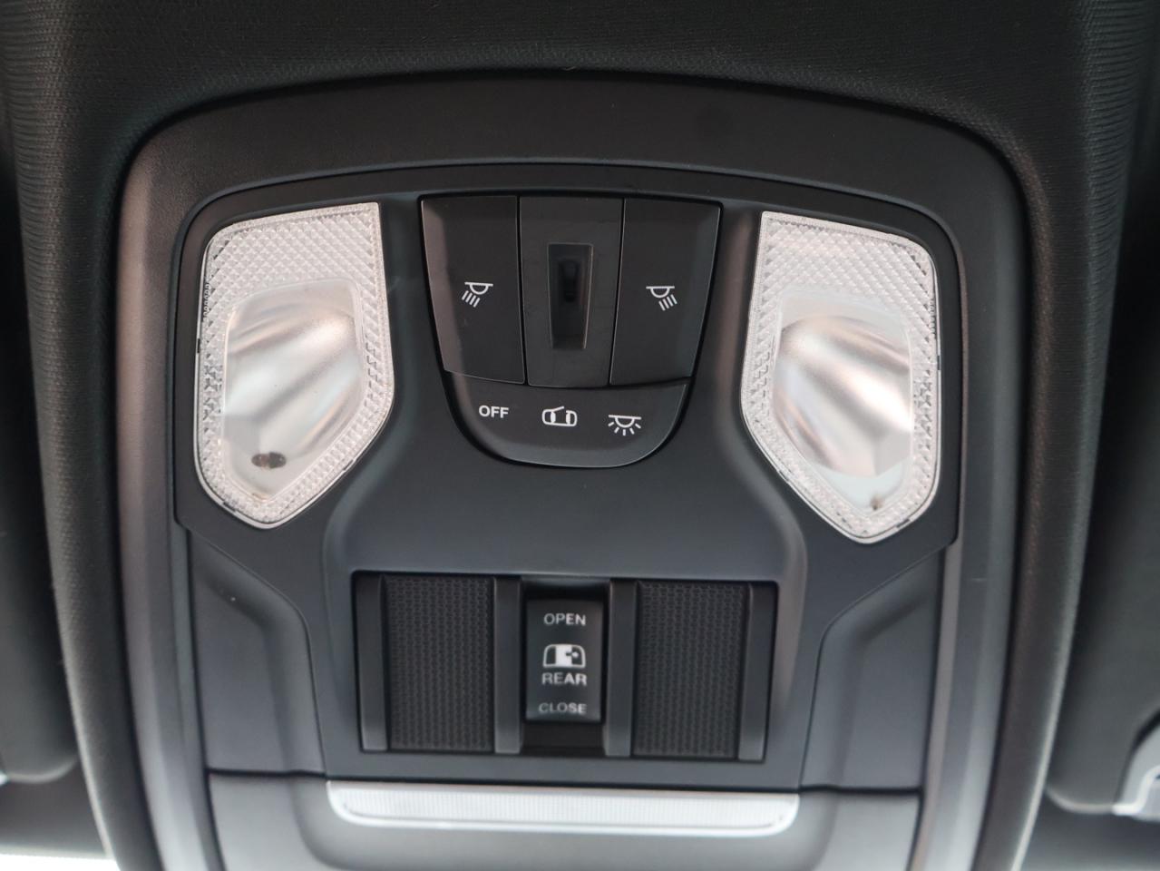 2020 RAM 1500 BIG HORN 4WD CERTIFIED CAMERA BLUETOOTH HEATED SEATS CRUISE ALLOYS Photo