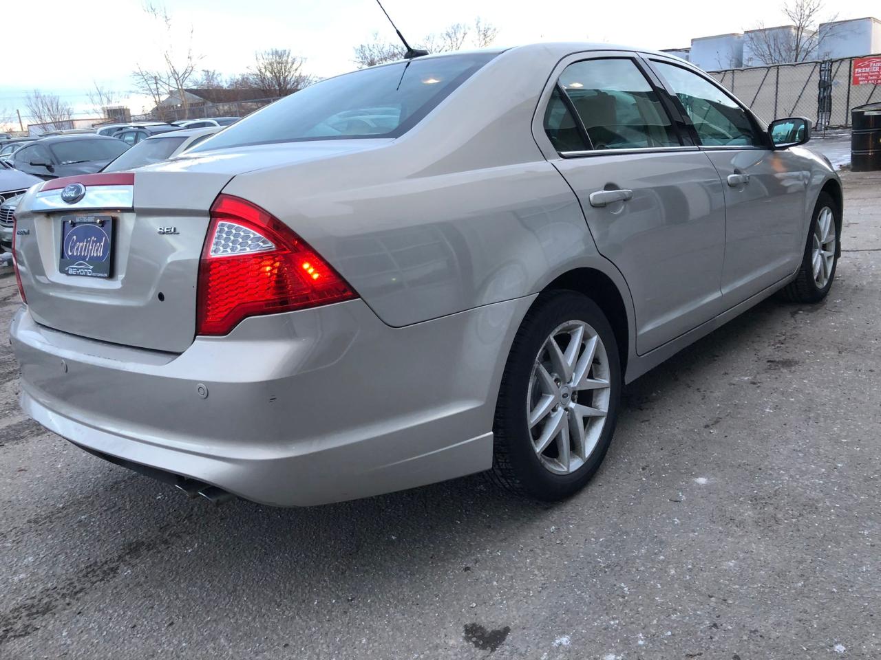 2010 Ford Fusion SEL Photo