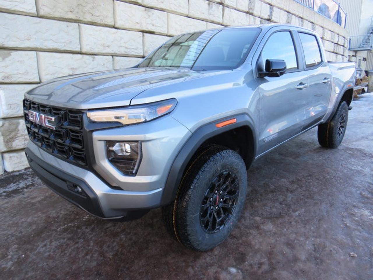 4WD Crew Cab Elevation, 8-Speed Automatic, Turbocharged Gas I4 2.7L/