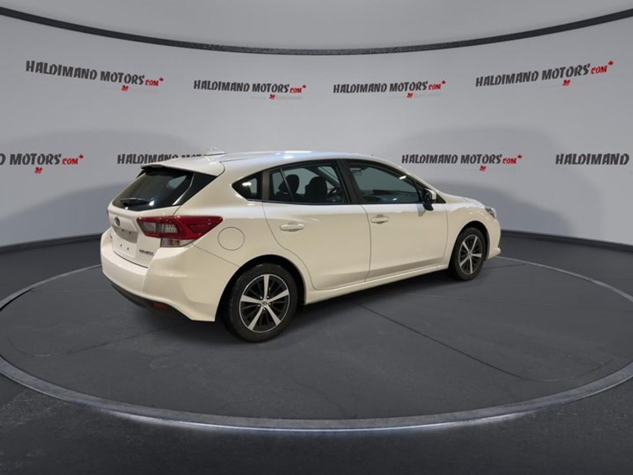 2023 Subaru Impreza Touring w/EyeSight AWD Photo