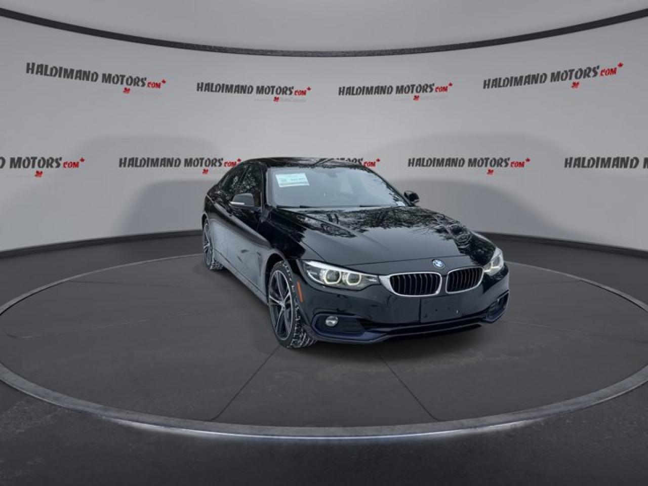 2018 BMW 4 Series 430i xDrive | Sunroof | Heated Seats | Leather Seats Photo