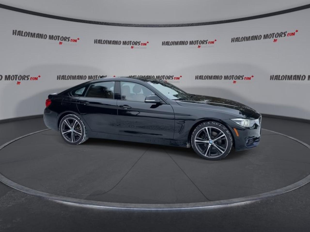 2018 BMW 4 Series 430i xDrive | Sunroof | Heated Seats | Leather Seats Photo