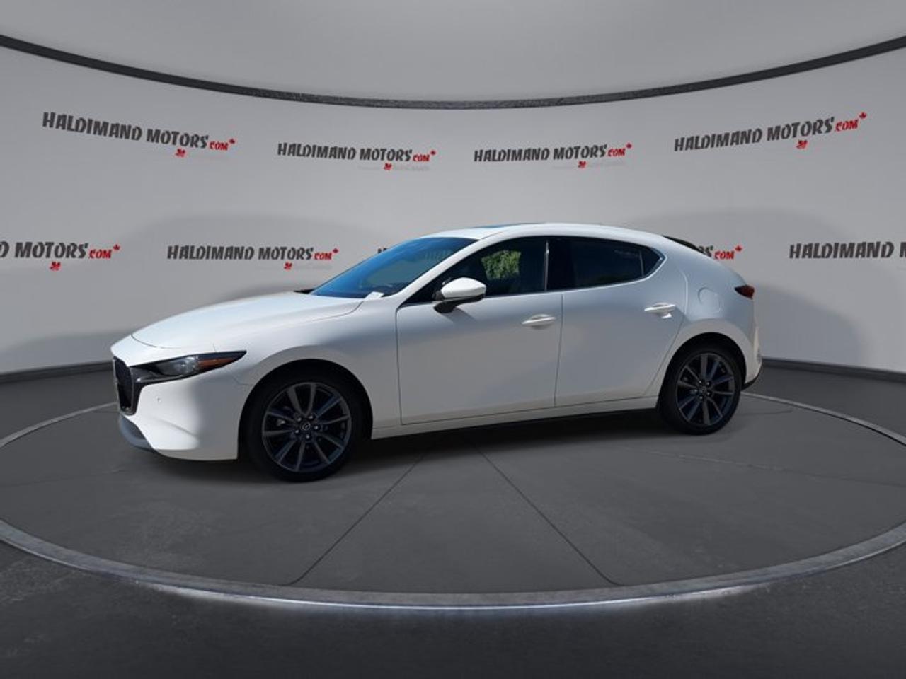 2024 Mazda MAZDA3 Sport GT | Leather Seats | Heated Steering Wheel Photo