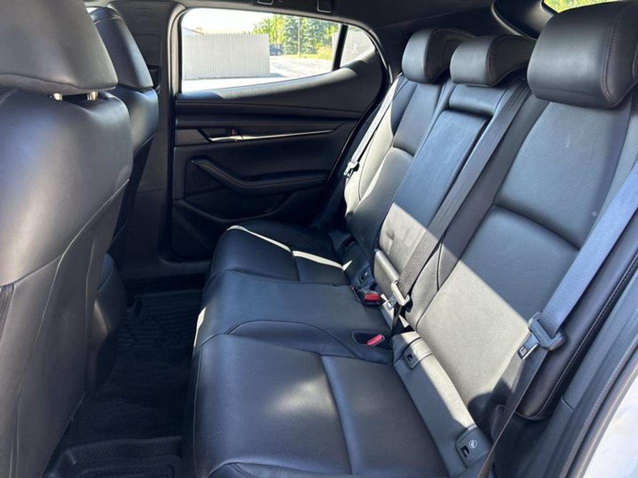 2024 Mazda MAZDA3 Sport GT | Leather Seats | Heated Steering Wheel Photo