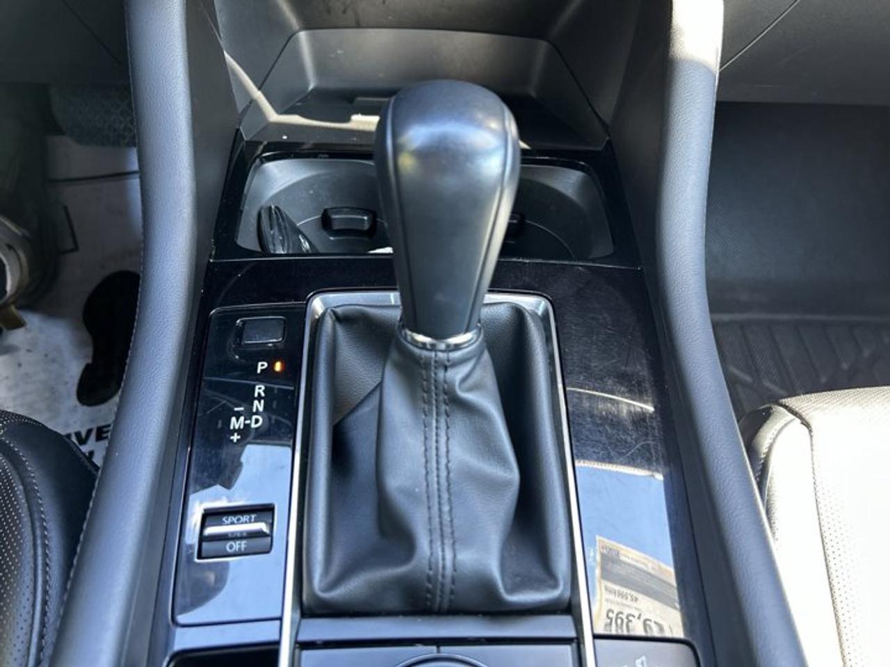 2024 Mazda MAZDA3 Sport GT | Leather Seats | Heated Steering Wheel Photo