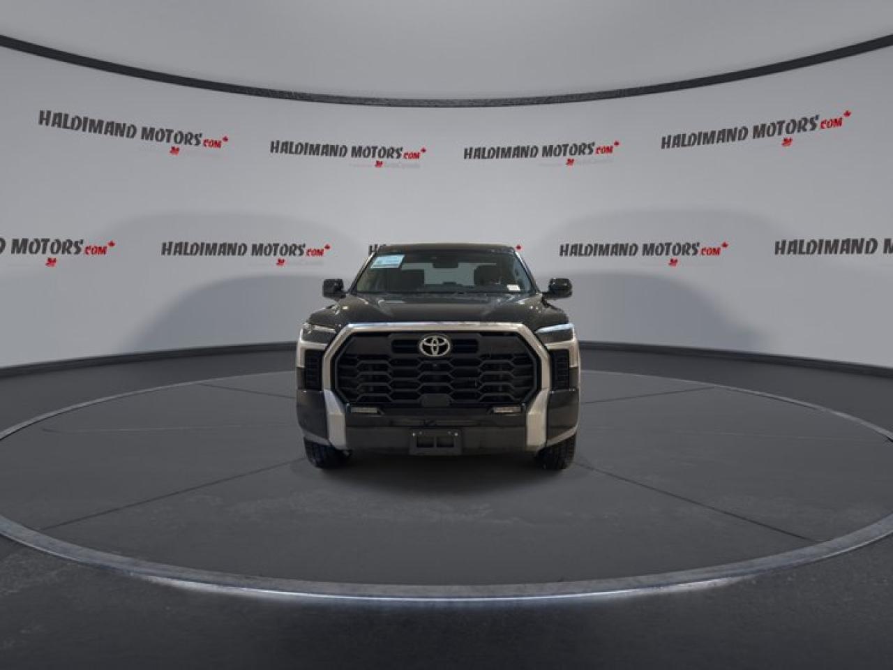 2022 Toyota Tundra Limited TRD OFF ROAD CrewMax 4x4 6.5ft box Photo