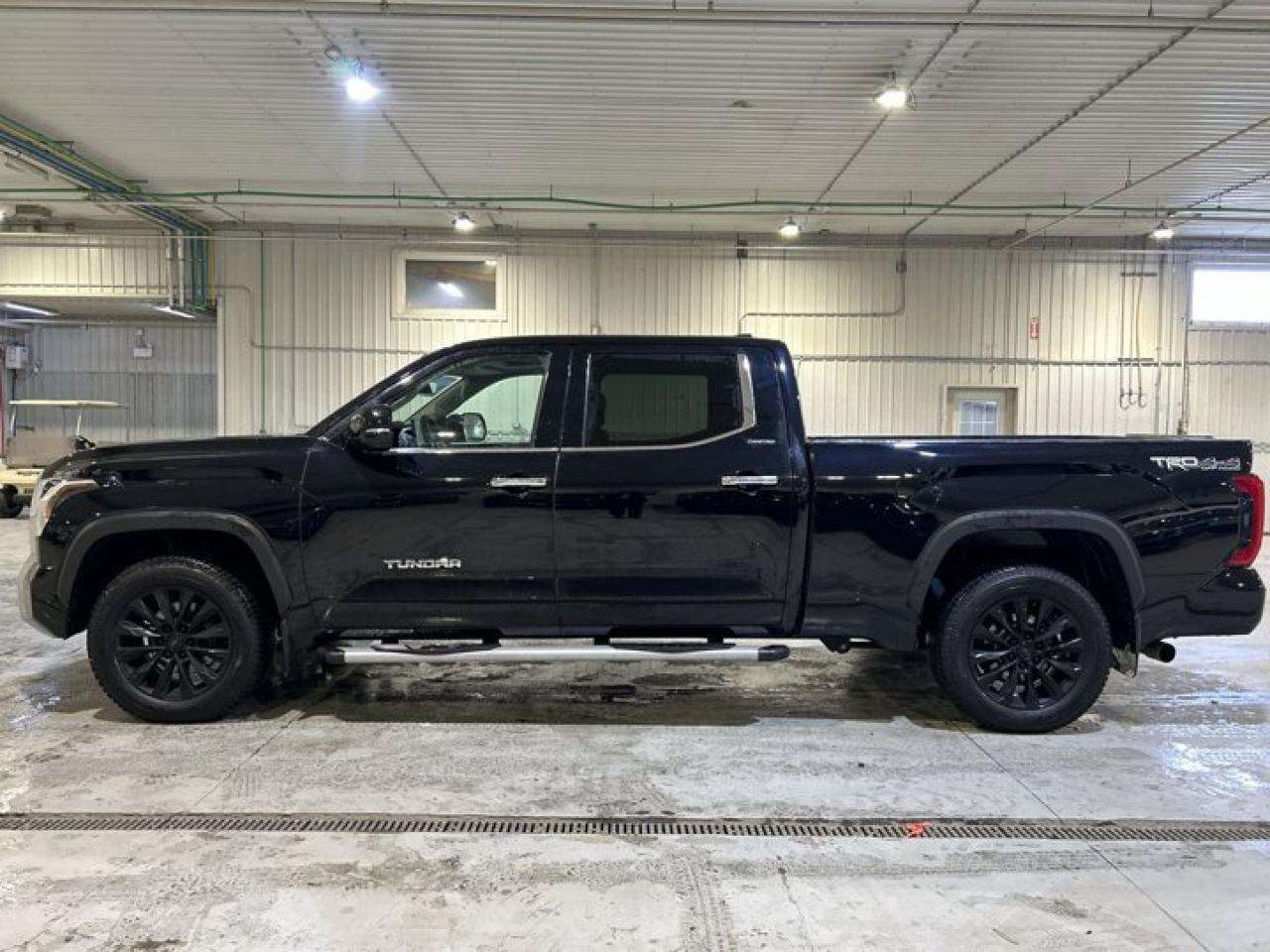 2022 Toyota Tundra Limited TRD OFF ROAD CrewMax 4x4 6.5ft box Photo