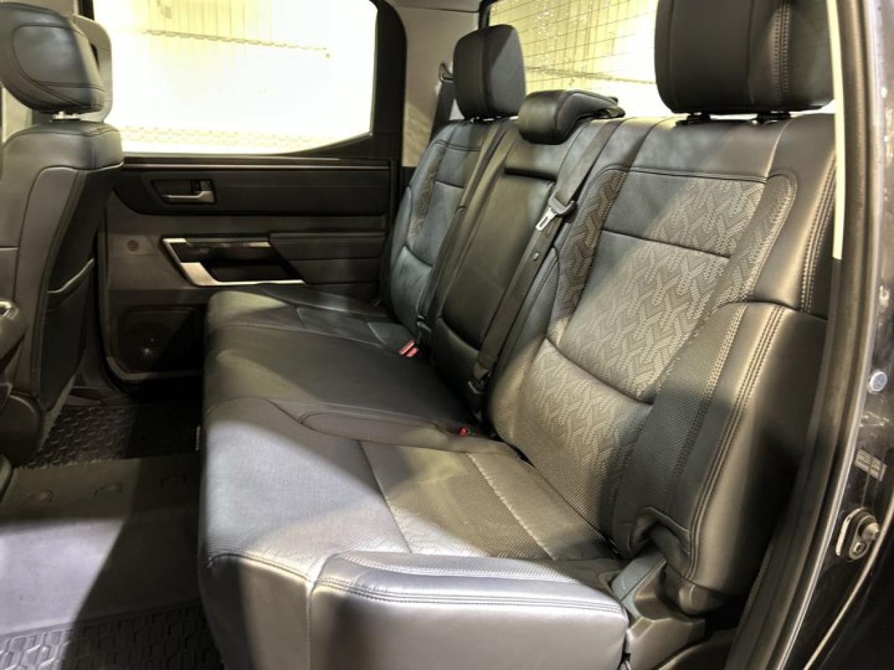 2022 Toyota Tundra Limited TRD OFF ROAD CrewMax 4x4 6.5ft box Photo