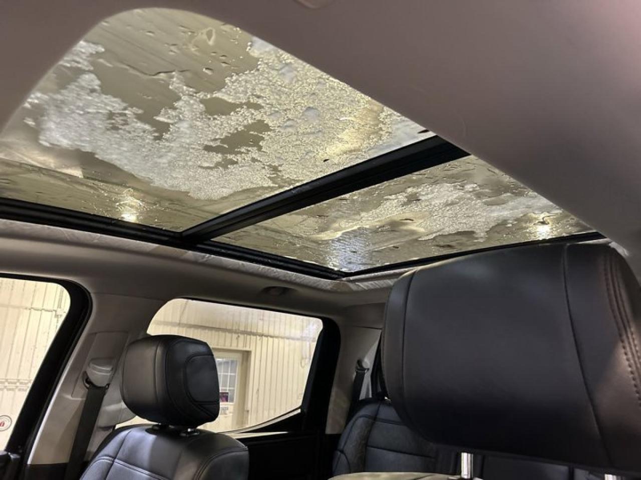 2022 Toyota Tundra Limited TRD OFF ROAD CrewMax 4x4 6.5ft box Photo