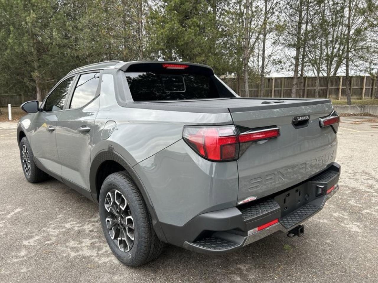 2022 Hyundai Santa Cruz Preferred | Remote Start | Heated Seats |  Leather Seats Photo