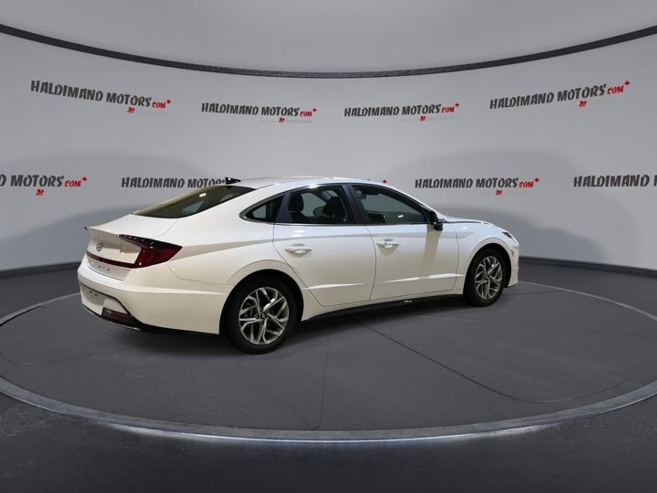 2023 Hyundai Sonata Preferred | No accidents Photo