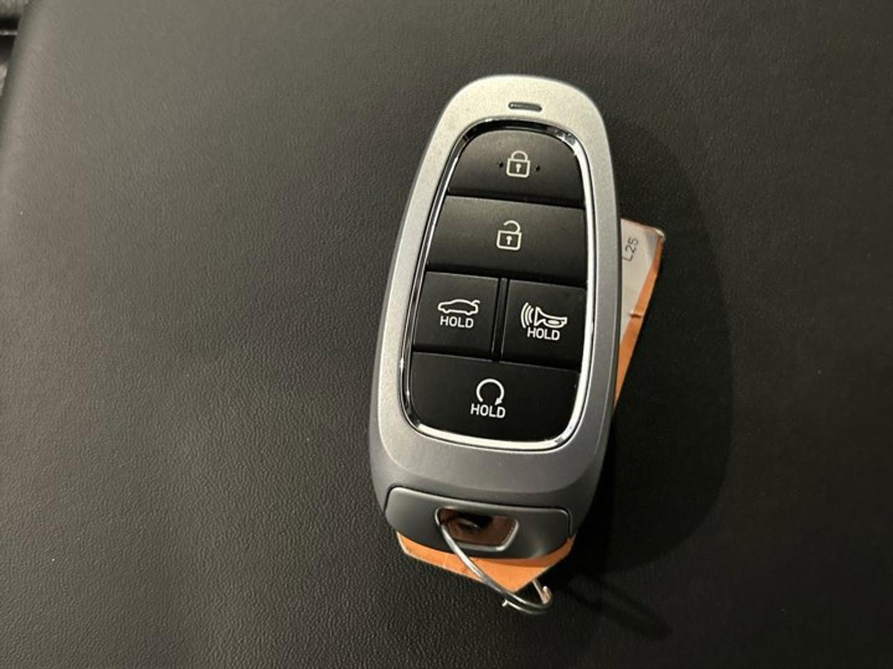 2023 Hyundai Sonata Preferred | No accidents Photo