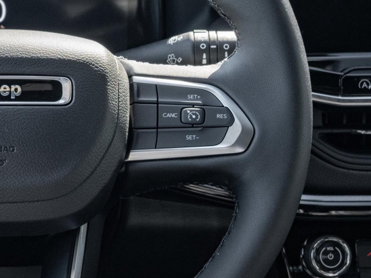 2026 Jeep Compass NORTH Photo