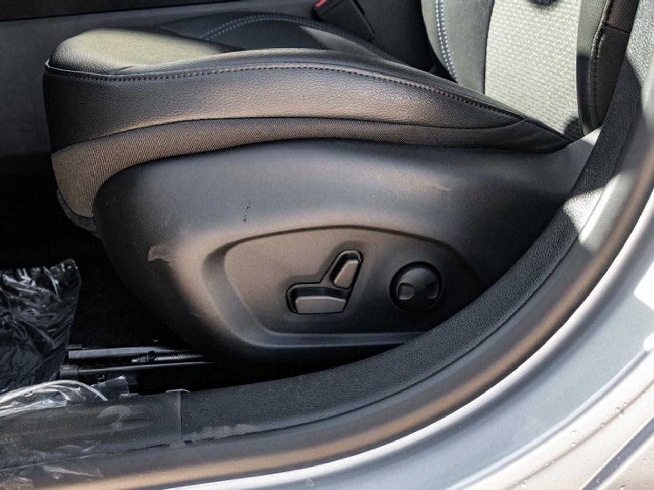 2026 Jeep Compass NORTH Photo