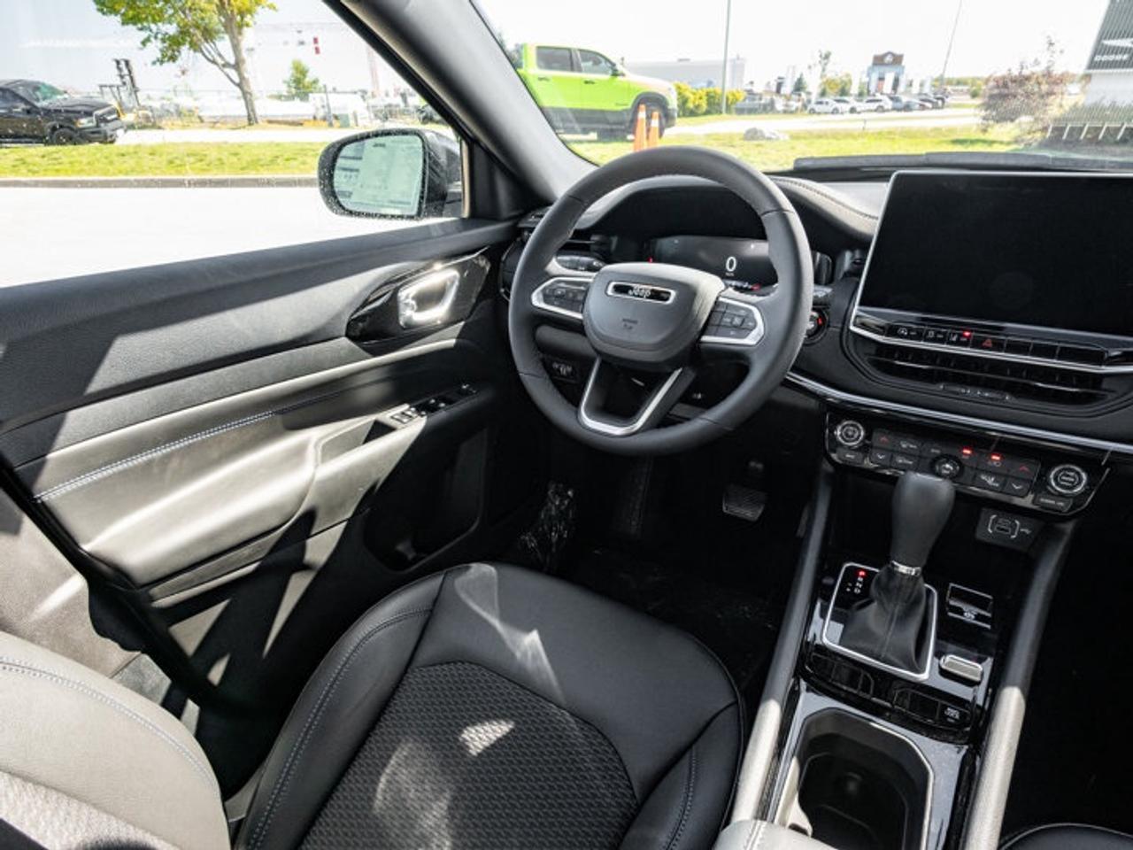 2026 Jeep Compass NORTH Photo
