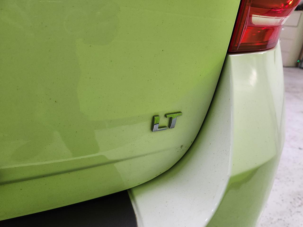 2017 Chevrolet Equinox LT ALL WHEEL DRIVE POWER HATCH HEATED SEATS Photo