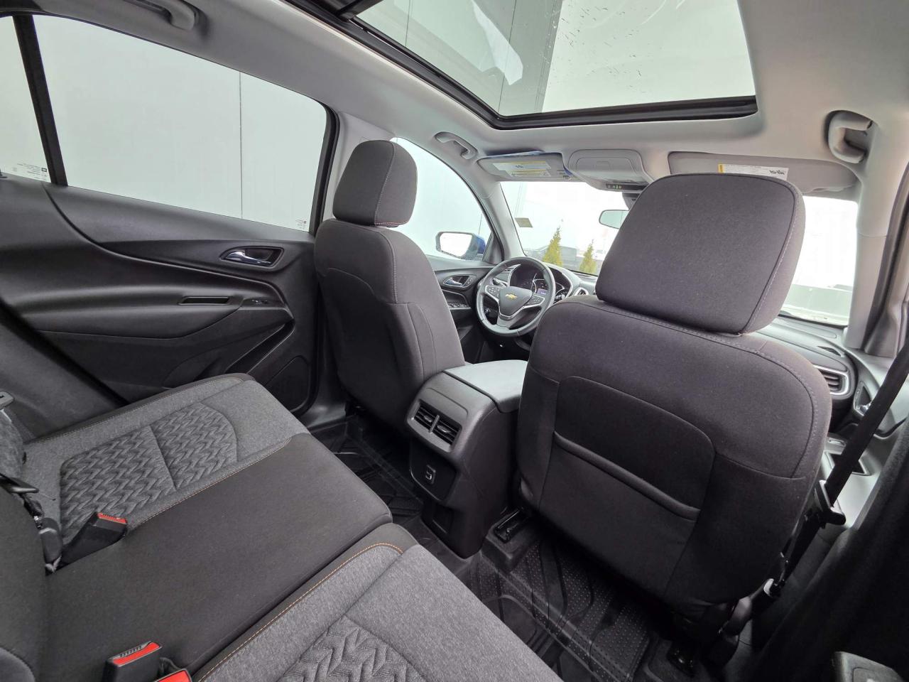 2022 Chevrolet Equinox LT One Owner | Sunroof | Convenience Package | True North | 17" Wheels Photo