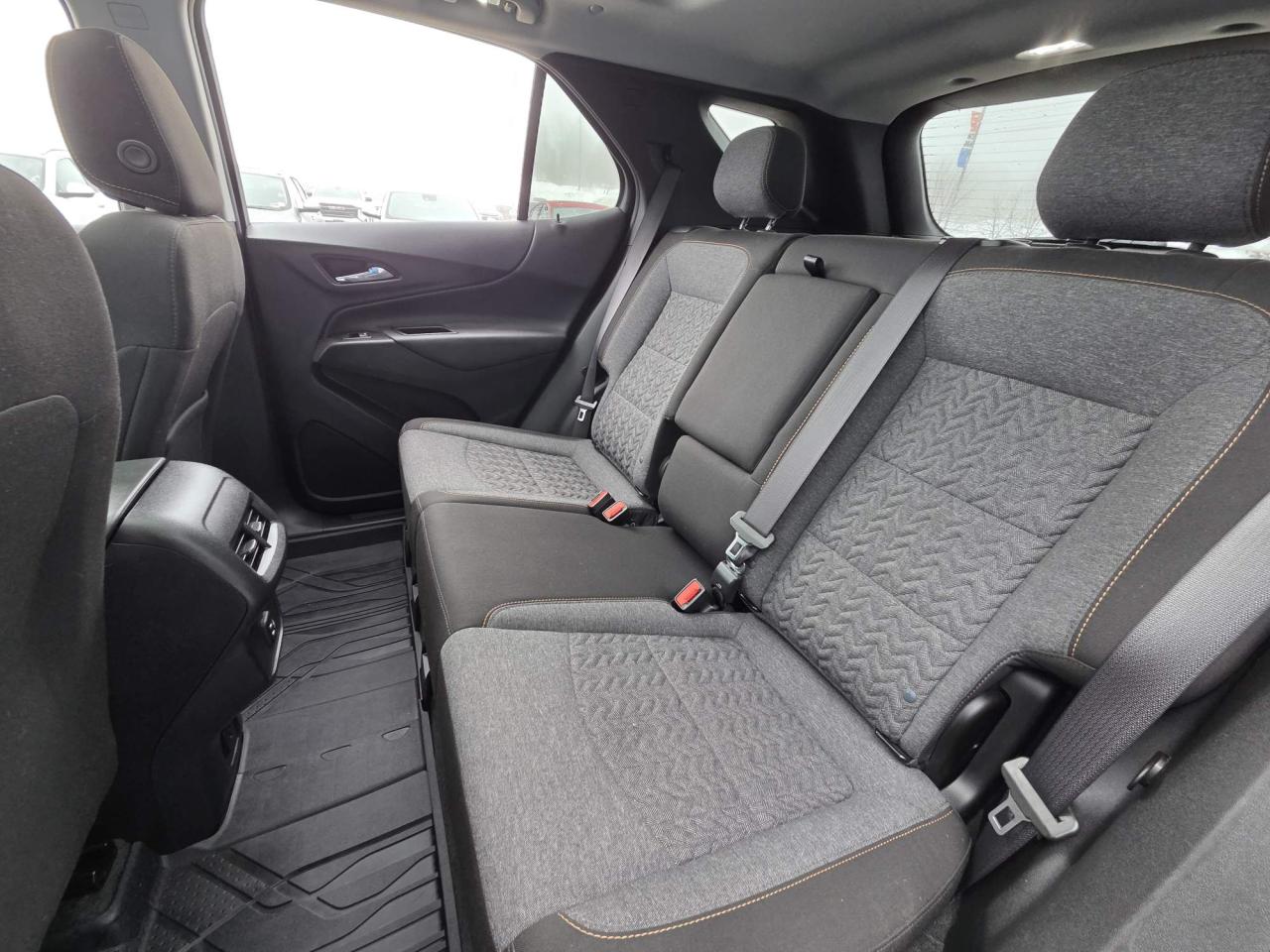 2022 Chevrolet Equinox LT One Owner | Sunroof | Convenience Package | True North | 17" Wheels Photo