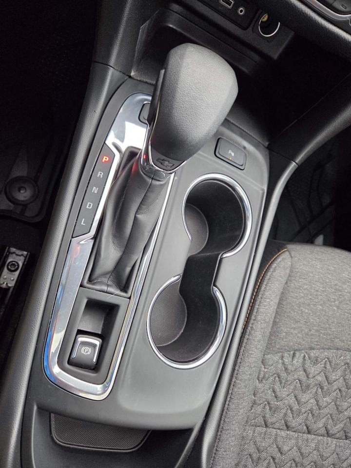 2022 Chevrolet Equinox LT One Owner | Sunroof | Convenience Package | True North | 17" Wheels Photo