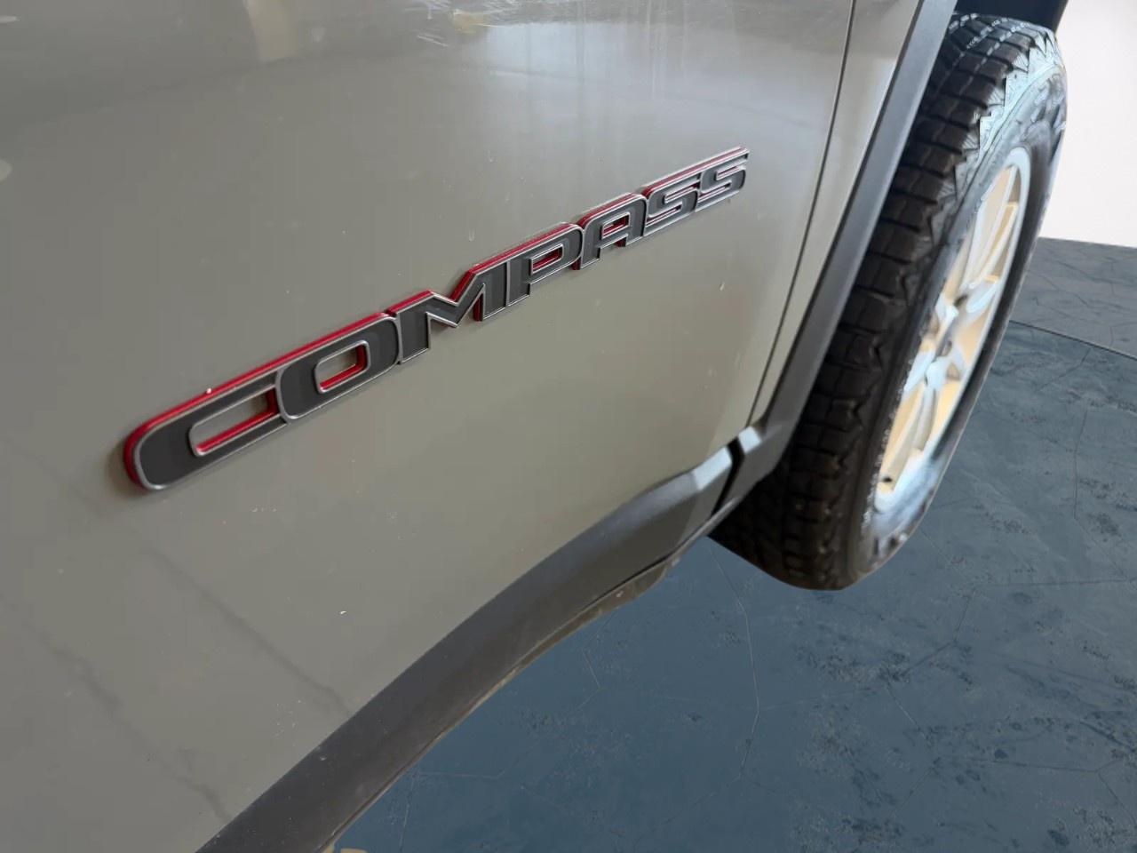 2022 Jeep Compass Trailhawk Photo