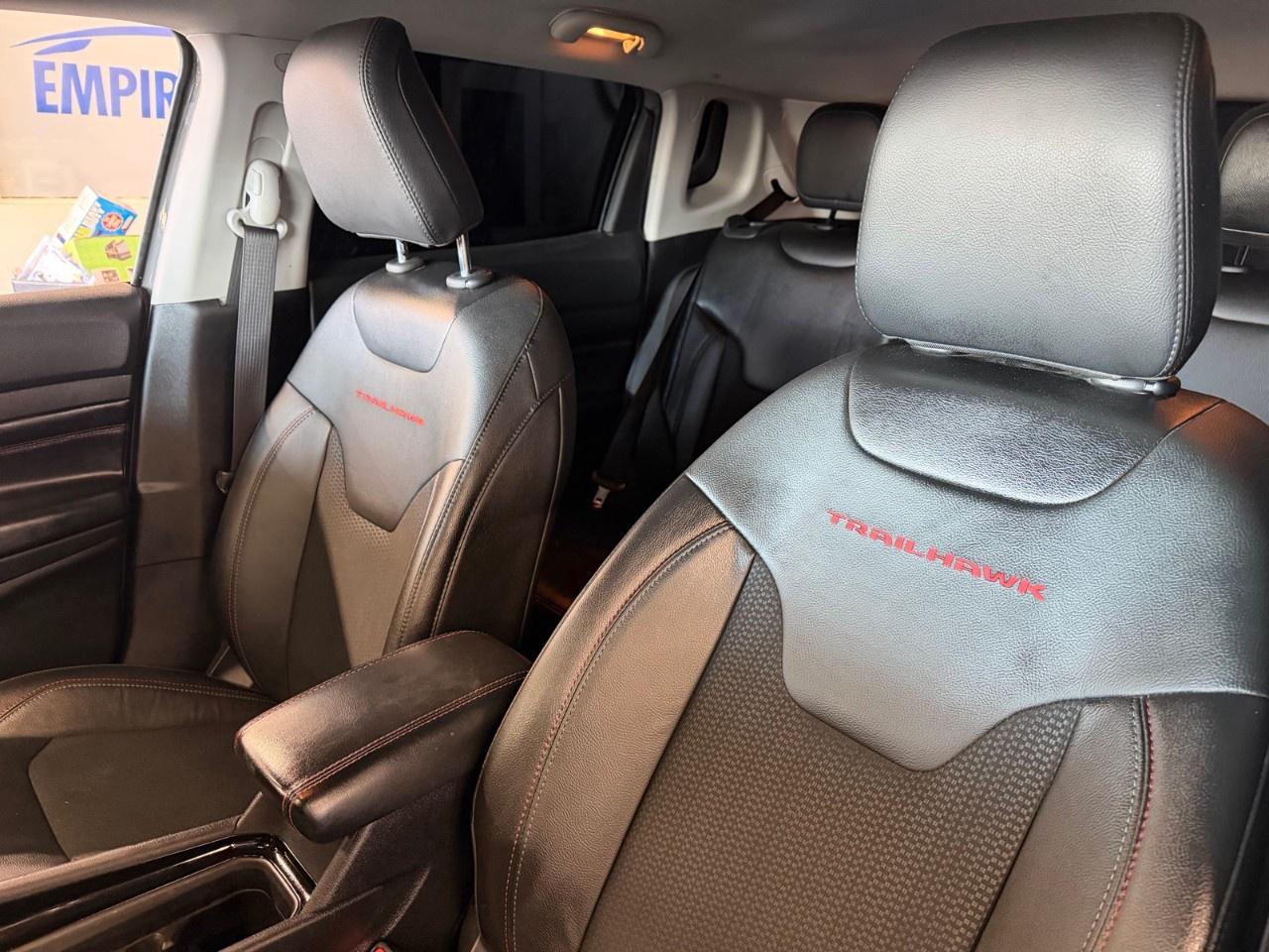 2022 Jeep Compass Trailhawk Photo