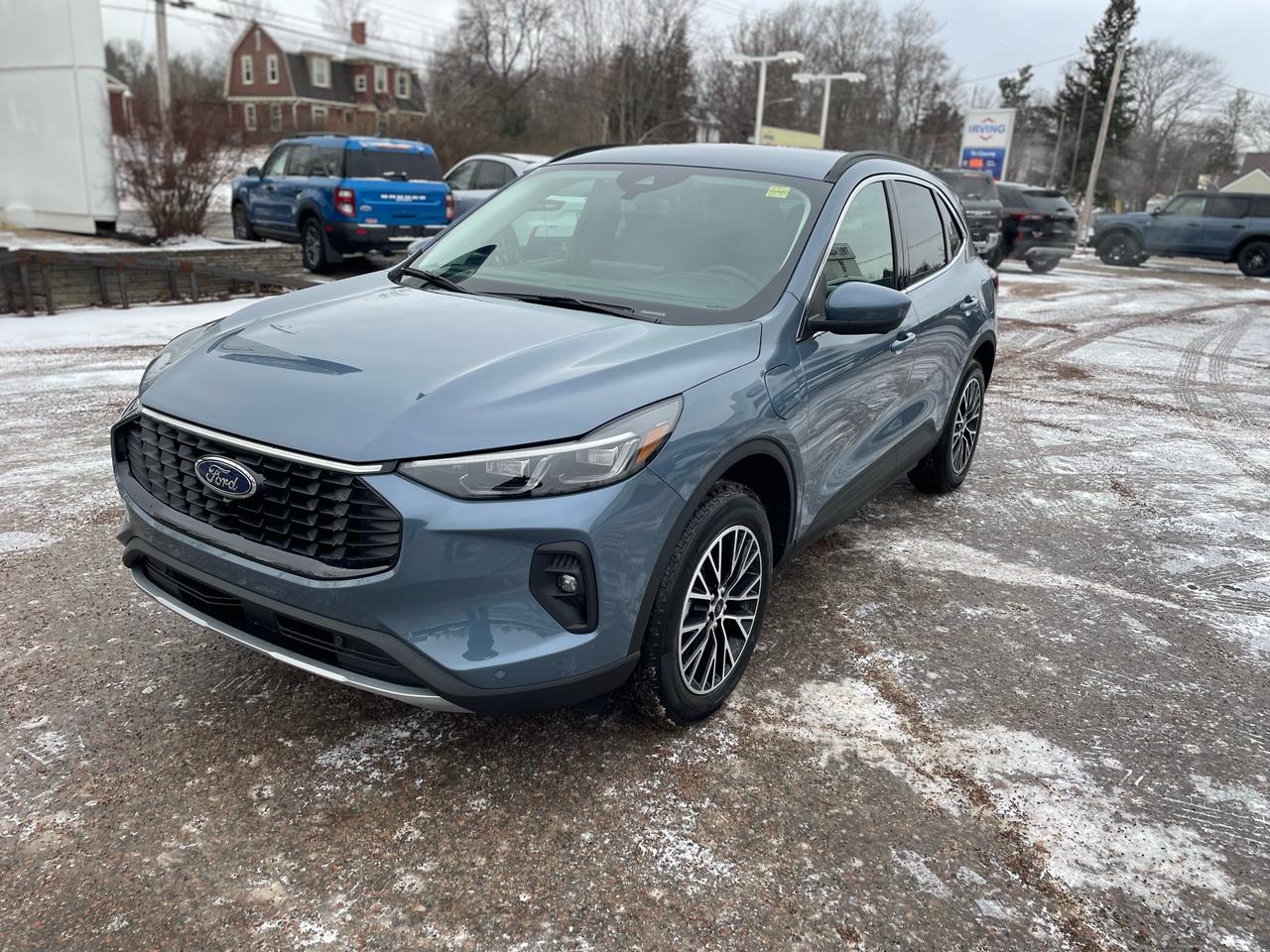 2026 Ford Escape PHEV Photo2