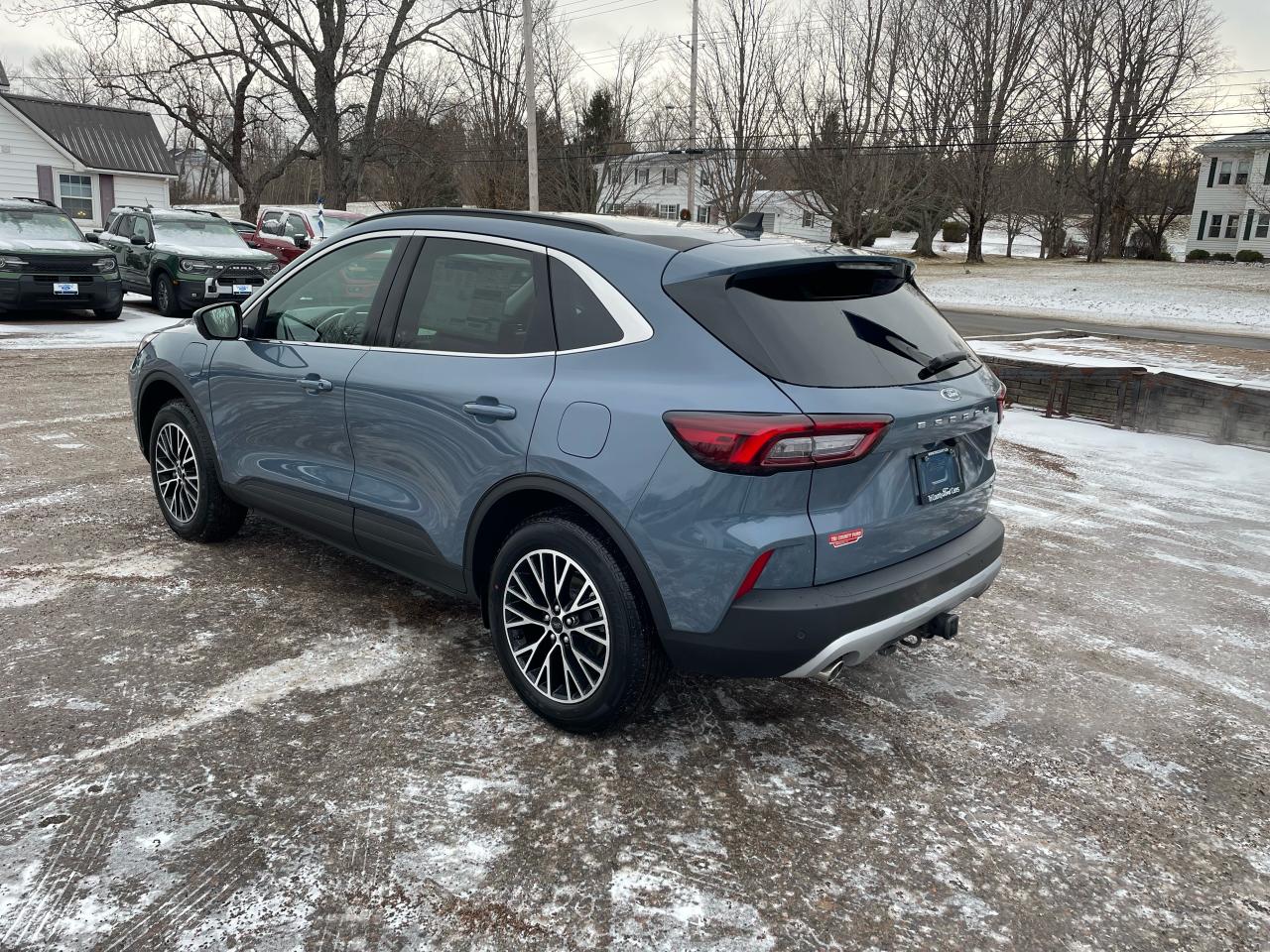 2026 Ford Escape PHEV Photo4
