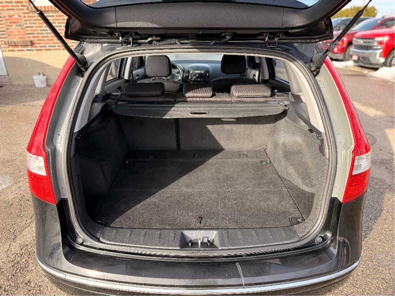 2012 Hyundai Elantra Touring Very Clean, Well Maintained, Drives Great !! Photo