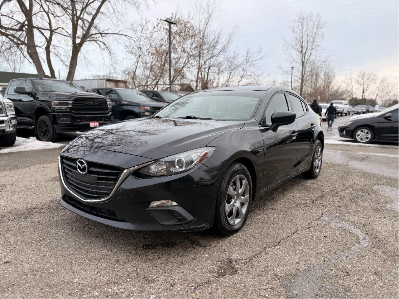 2014 Mazda MAZDA3 GX-SKY Photo