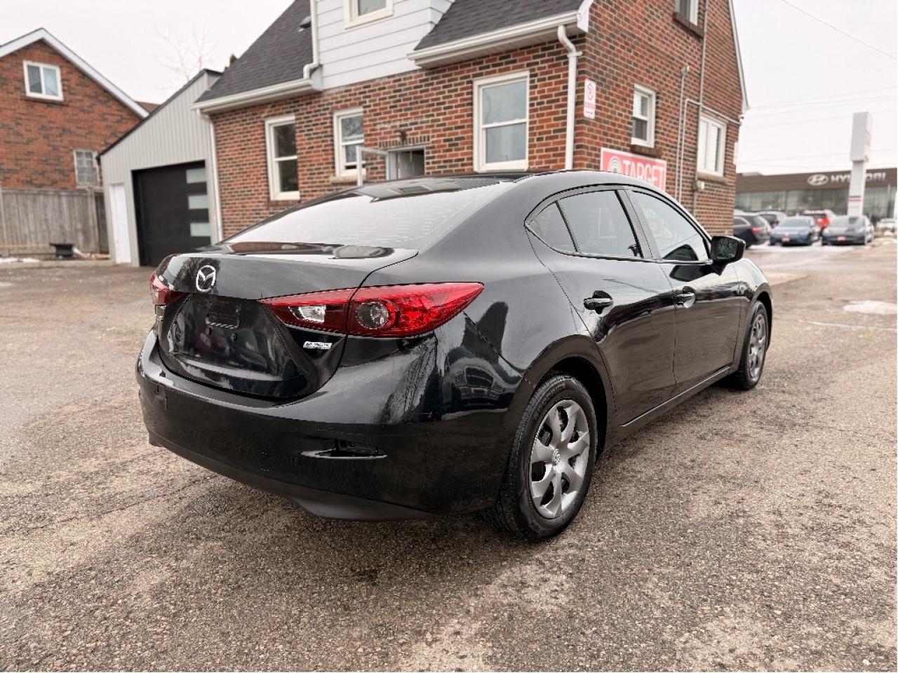 2014 Mazda MAZDA3 GX-SKY Photo