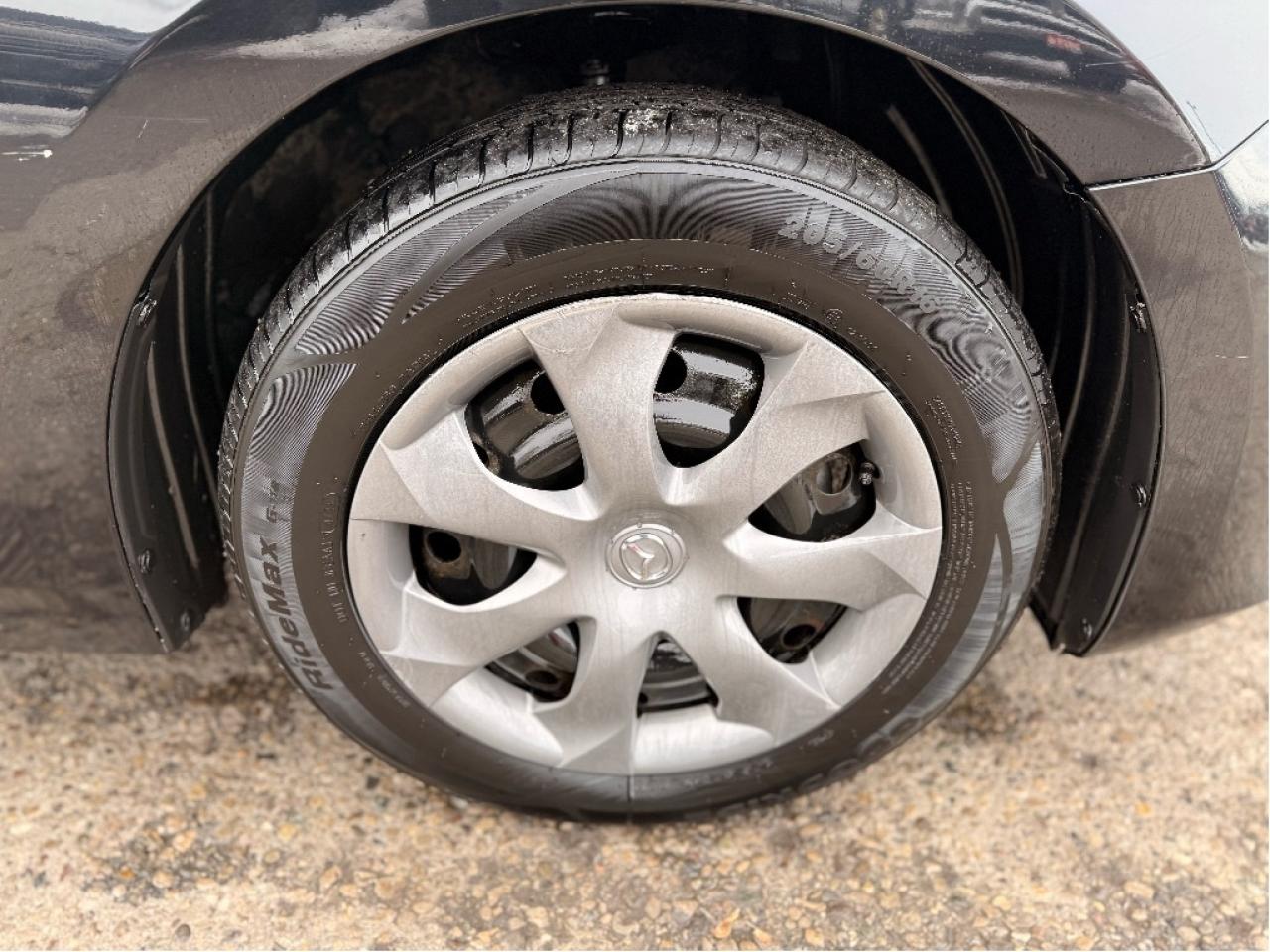 2014 Mazda MAZDA3 GX-SKY Photo