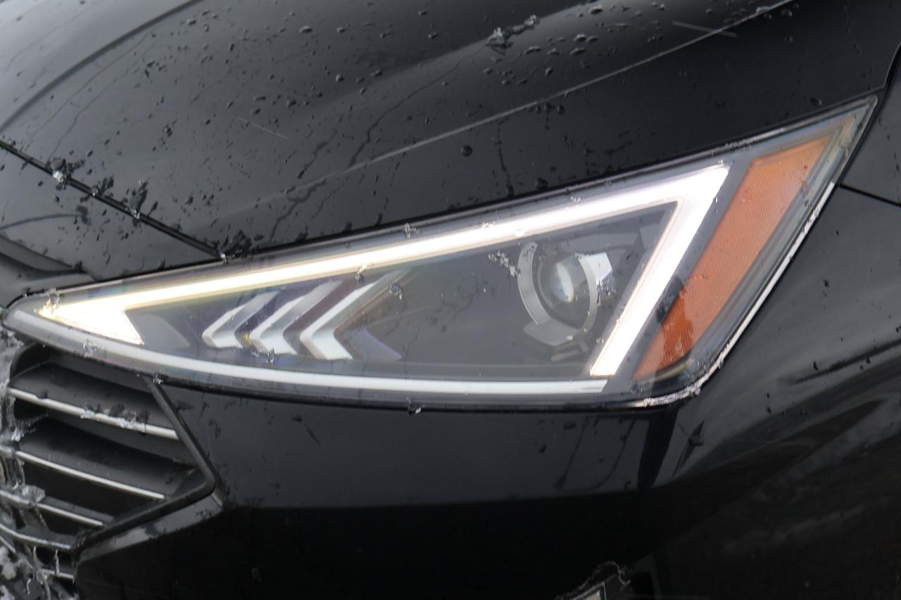 2020 Hyundai Elantra Preferred w/Sun & Safety Package | | Moonroof | Photo